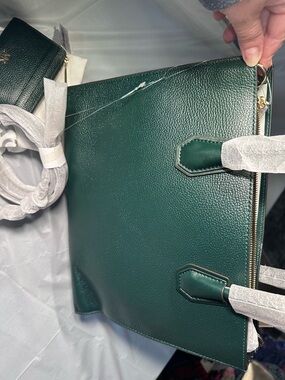 Green Pebbled Leather Tote Bag - Women's Everyday Carry